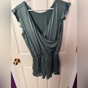 Swimsuit with pockets / shorts and built in padding / top